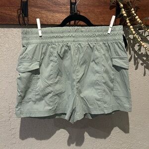 Yogalicious Womens Trail Path Commuter Outdoor Short 4" Utility Cargo